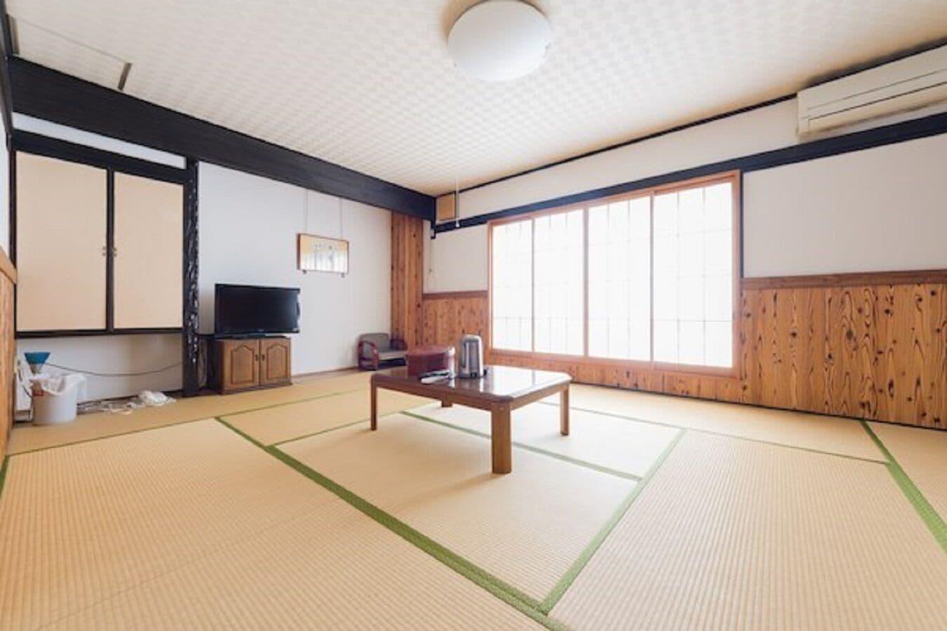 Hotel Villa Dogo Matsuyama  Exterior foto